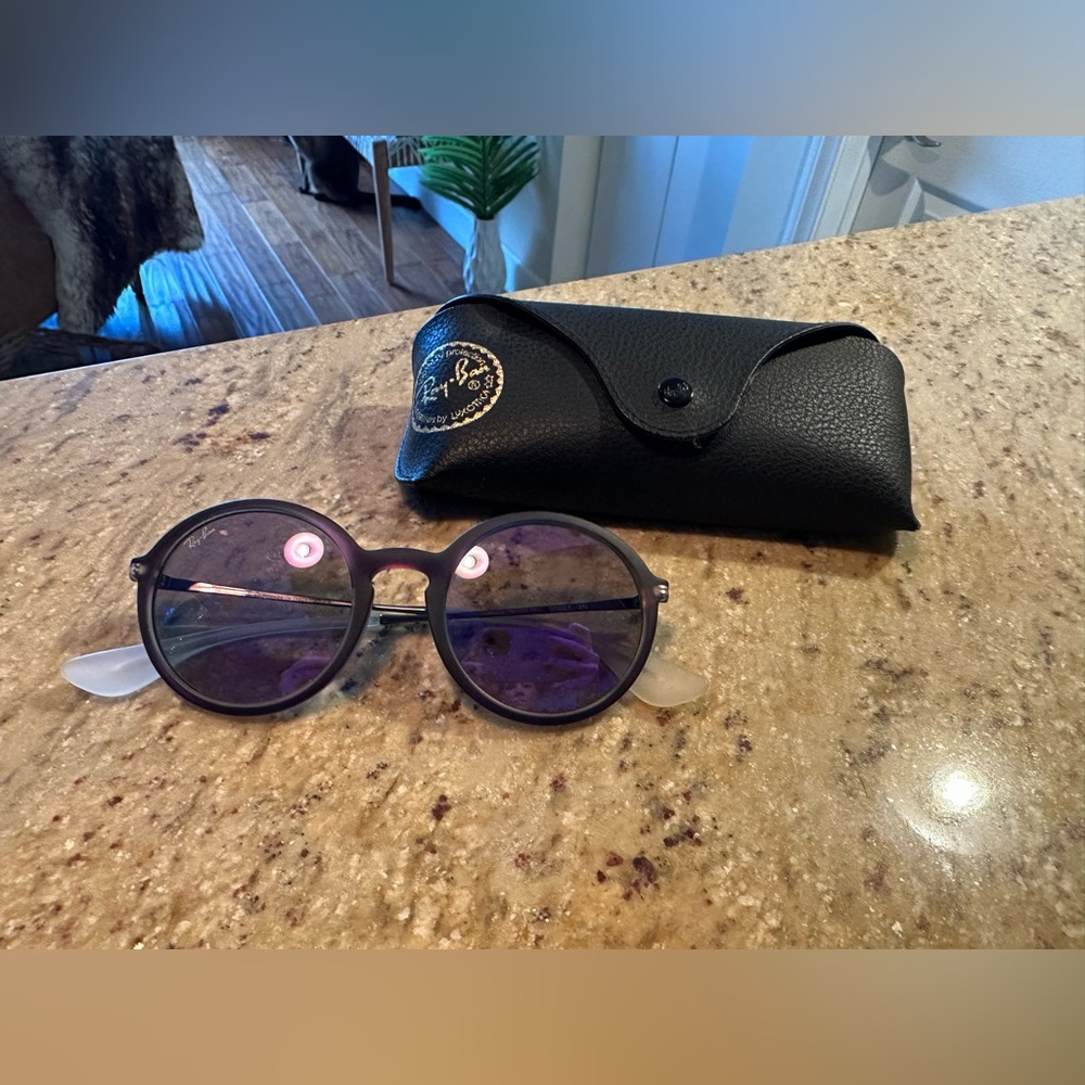 RAY-BAN RB 4222 61684V YOUNGSTER SHOT VIOLET RUBBER